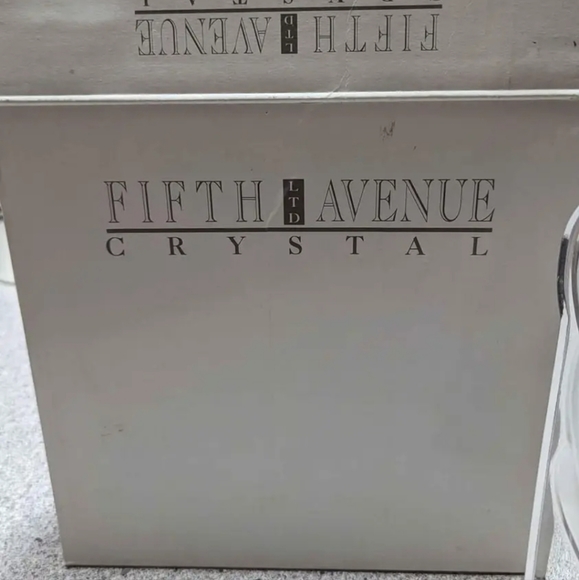 Fifth Ave crystal picture frame - Picture 3 of 3